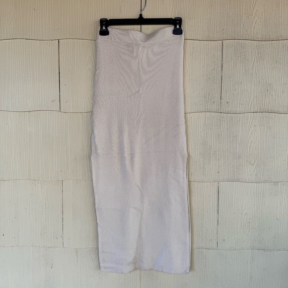 House of Harlow 1960 Two Piece Skirt Set - Picture 8 of 8